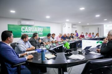 Foco Político - Caruaru | Prefeito | Prefeitura de Caruaru | Rodrigo Pinheiro