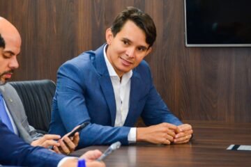 Foco Político - ALEPE | Assembleia Legislativa | Camaragibe | Deputada Estadual