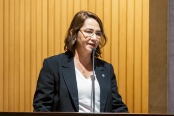 Foco Político - ALEPE | Débora Almeida | PSDB