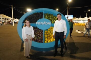 Foco Político - Petrolina | Prefeitura de Petrolina | Simão Durando