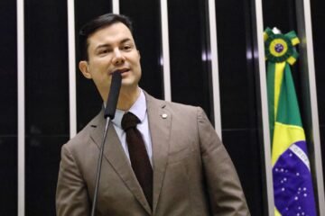 Foco Político - Clodoaldo Magalhães | PV