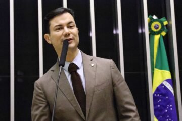 Foco Político - Clodoaldo Magalhães | PV