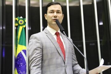 Foco Político - Clodoaldo Magalhães | PV