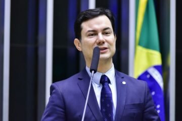 Foco Político - Clodoaldo Magalhães | PSB