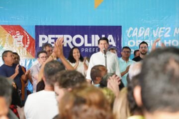 Foco Político - Petrolina | Prefeitura de Petrolina | Simão Durando
