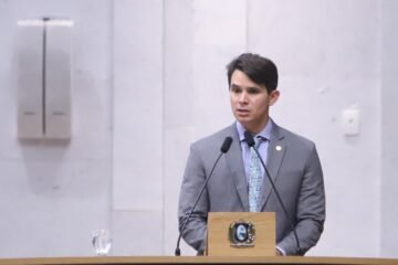 Foco Político - ALEPE | João de Nadegi