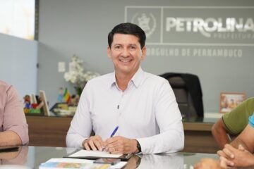 Foco Político - Petrolina | Prefeitura de Petrolina | Simão Durando