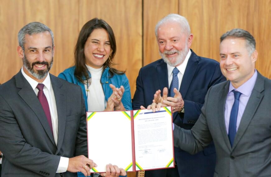 Alinhamento entre Lula e Raquel Lyra fica cada vez mais evidente