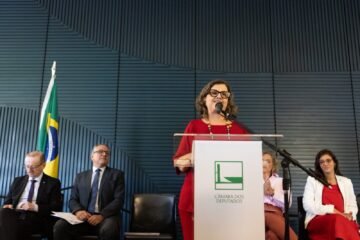 Foco Político - Teresa Leitão