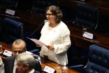 Foco Político - Teresa Leitão